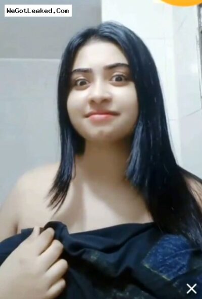 Cute Bangla Girl Goes Fully Nude on Video Call Giggling and Flashing Her Boobs and Pussy